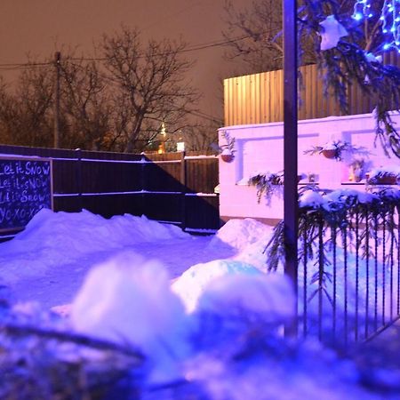 Guest House Sunrise Kamianets-Podilskyi Exterior foto
