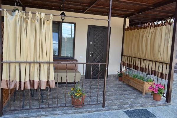 Guest House Sunrise Kamianets-Podilskyi Exterior foto